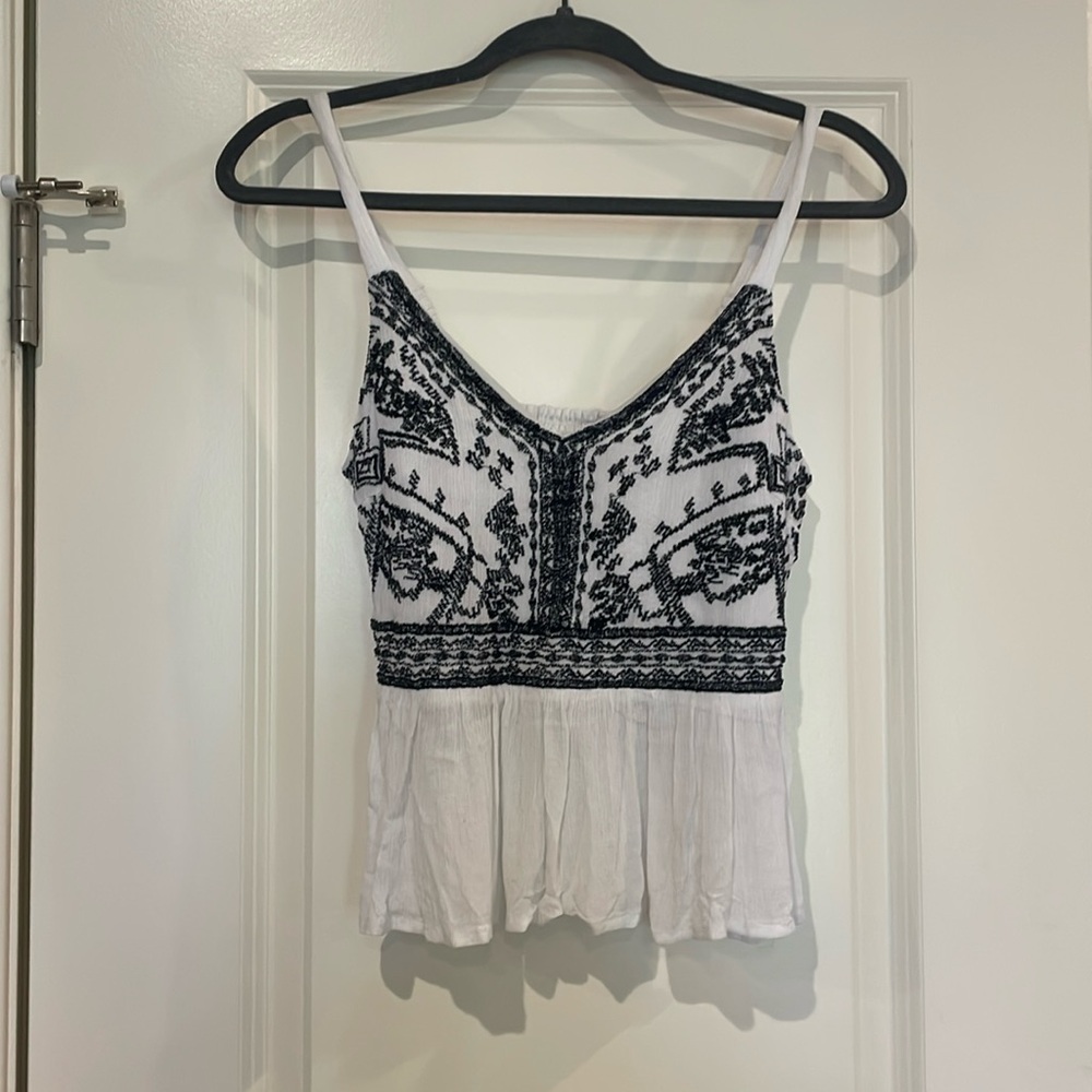 Women’s XS ruffle tank top